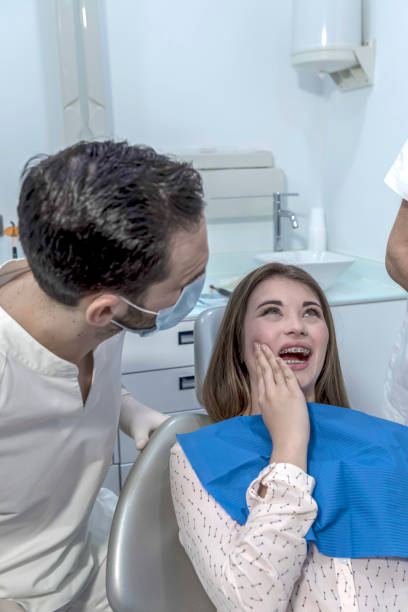 Best Emergency Dentist for Knocked-Out Tooth in Refugio, TX